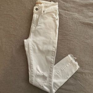 Levis - White - Denim - Skinny Ankle